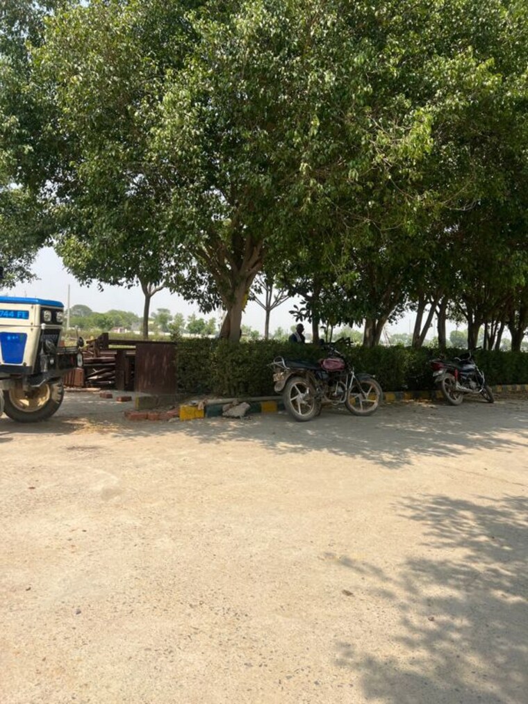 undefined, jewar  196 Sq.Yd. Plot In Jewar Greater Noida 9747802