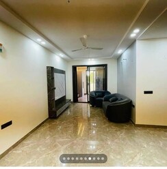 3 BHK + Extra Room Builder Floor For Rent in Orchid Island