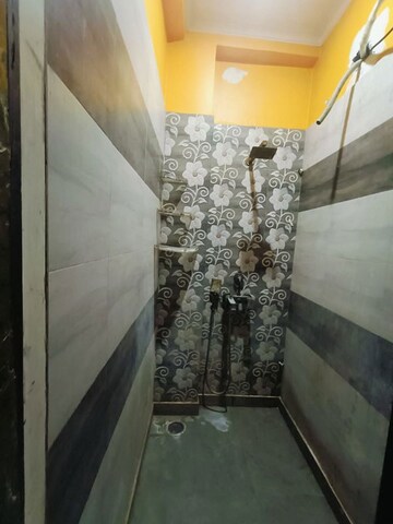 Bathroom in 2 BHK Apartment at Amar Kunj Goregaon West, Goregaon West – for Rent