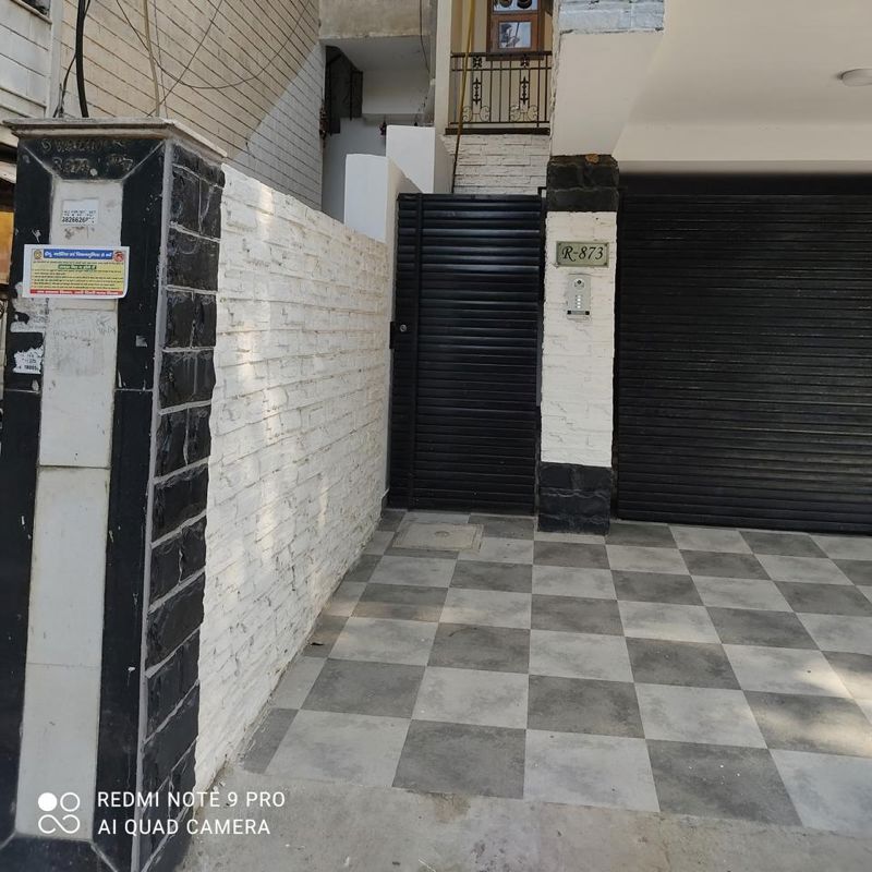 3 BHK + Pooja Room,Servant Room,Study Room,Extra Room Builder Floor For Sale in New Rajinder Nagar