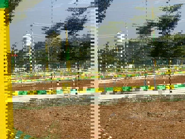 Plot For Sale in Mullur