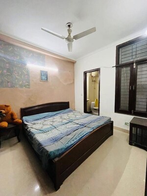 Bedroom in 2 BHK Apartment at Saket – for Rent