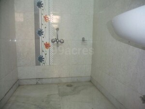 Bathroom in 1 RK Villa at Sector 29 – for Rent