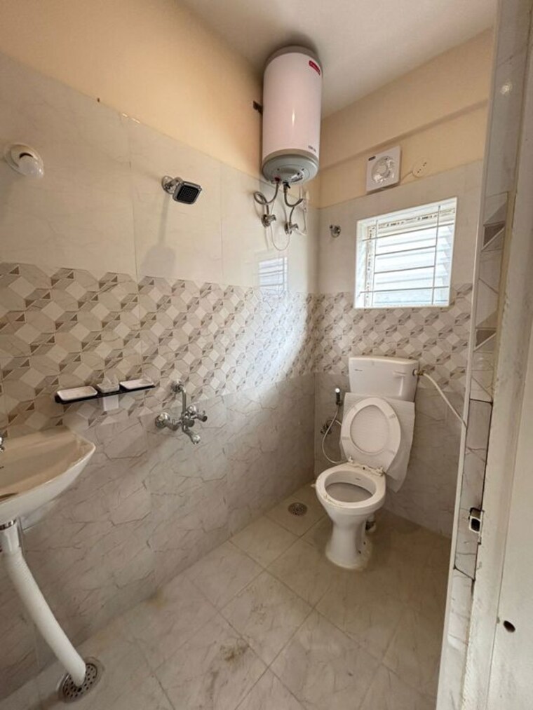 Bathroom, cv raman nagar 2 Bedroom 1100 Sq.Ft. Apartment In Cv Raman Nagar Bangalore 9747965