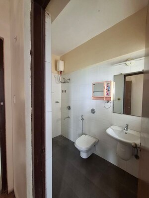 Bathroom in 2.5 BHK Apartment at Lodha Casa Bella Gold, Dombivli East – for Sale