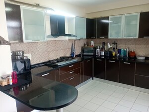 Team Area in 3 BHK Apartment at Purvanchal Heights, Zeta I Greater Noida – for Sale