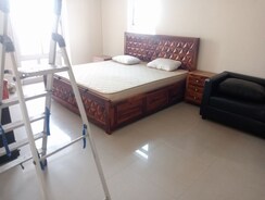 3.5 BHK + Servant Room Apartment For Rent in Bestech Park View City 1