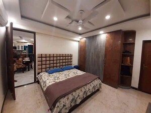 Bedroom in 2 BHK Apartment at Saket – for Rent