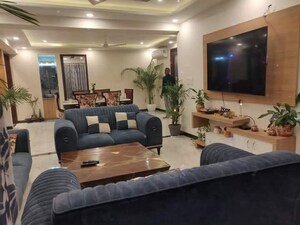 Living Room in 2 BHK Apartment at Saket – for Rent