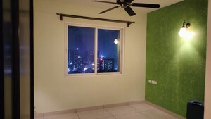 Room in 2 BHK Apartment at Prestige Lakeside Habitat, Varthur – for Rent