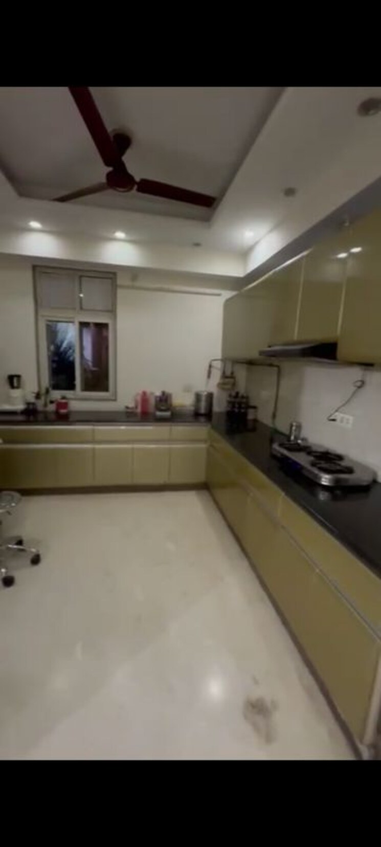 Kitchen, sector 48 6 Bedroom 3000 Sq.Ft. Villa In Sector 48 Noida 9748029