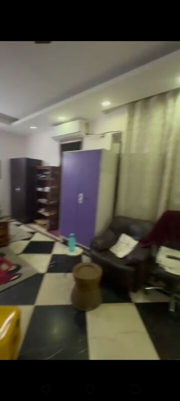 Living Room in 6 BHK Villa at Sector 48 – for Rent