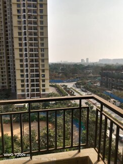 2 BHK Apartment For Sale in Runwal Gardens
