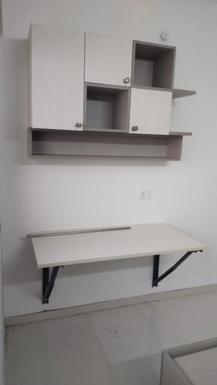 undefined, amanora-gold-towers 2 Bedroom 614 Sq.Ft. Apartment In Hadapsar Pune 9748042