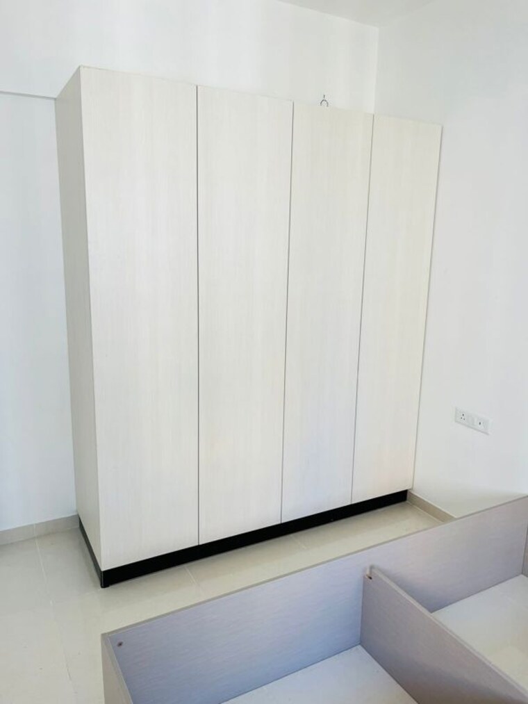 Room, amanora-gold-towers 2 Bedroom 614 Sq.Ft. Apartment In Hadapsar Pune 9748042