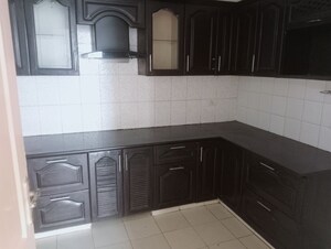 Kitchen in 3.5 BHK Apartment at Vipul Greens, Sector 48 – for Rent