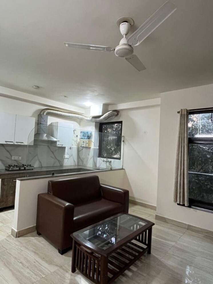 Living Room, sunstar-floors 4 Bedroom 2400 Sq.Ft. Builder Floor In Sector 51 Gurgaon 9748050