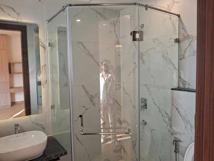 Bathroom, raj-one-good-earth 3 Bedroom 1850 Sq.Ft. Apartment In Sector 71 Gurgaon 9748059