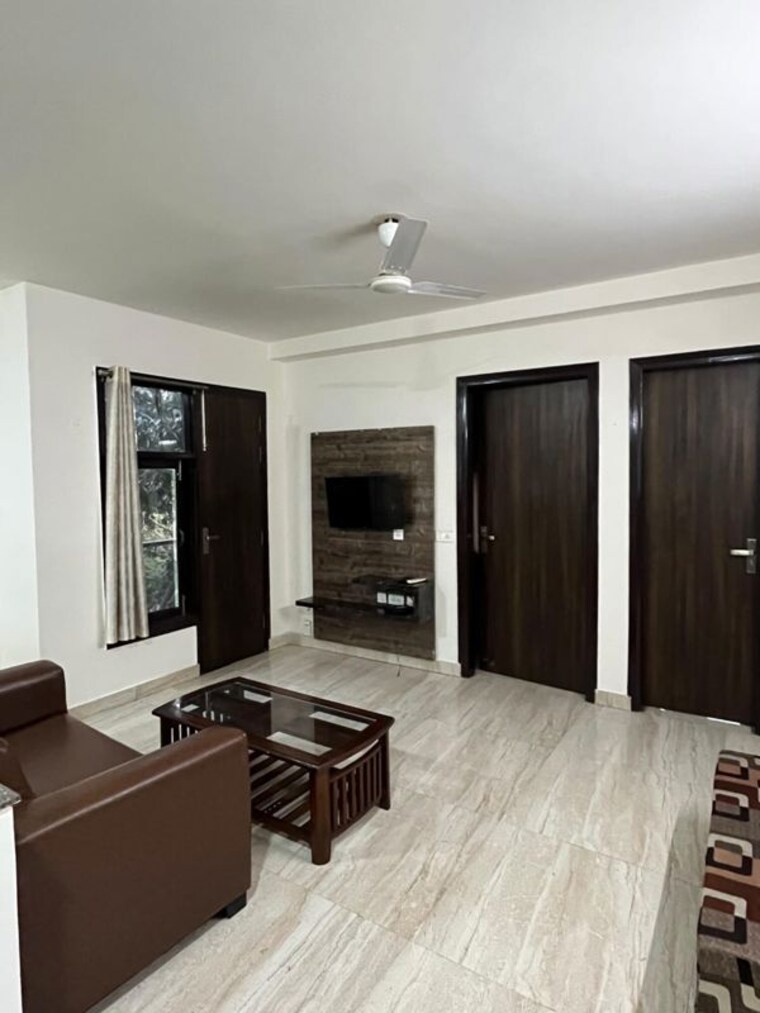 Bedroom, ardee-city 3 Bedroom 1900 Sq.Ft. Builder Floor In Sector 52 Gurgaon 9747971