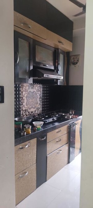 Kitchen in 2.5 BHK Apartment at Lodha Casa Bella Gold, Dombivli East – for Rent