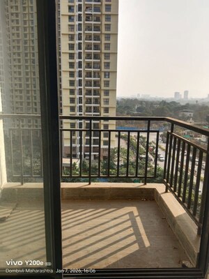 2 BHK Apartment For Rent in Runwal Gardens, Dombivli East