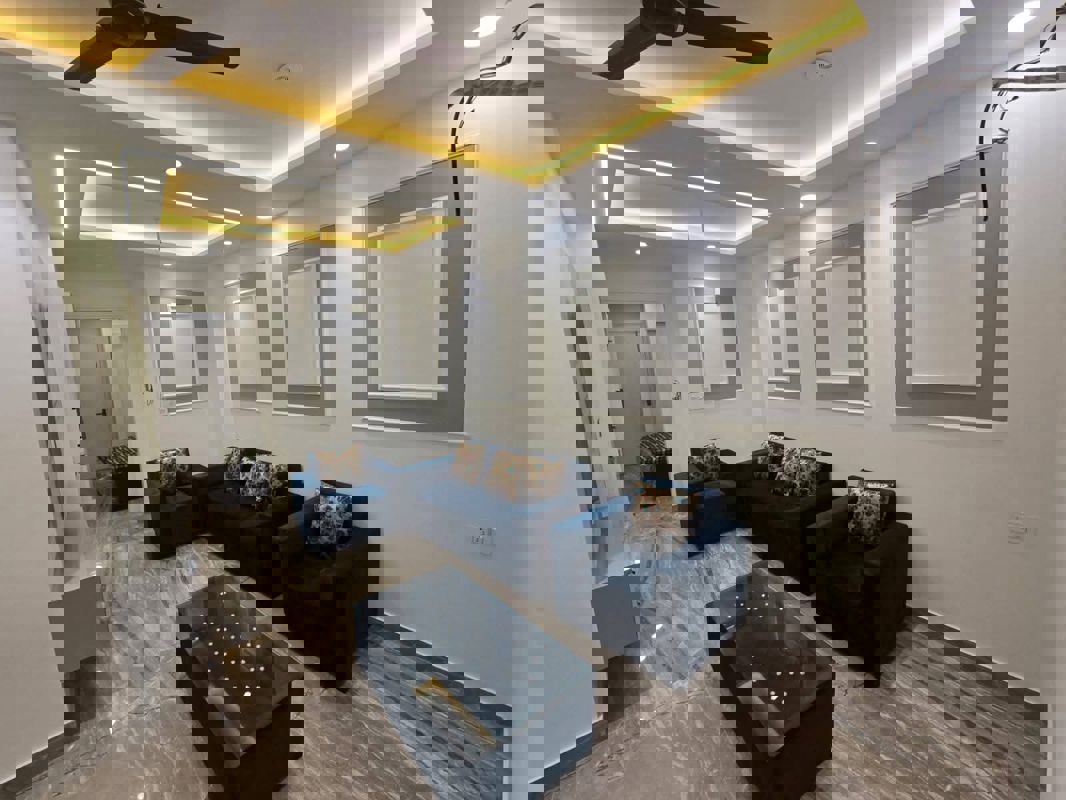 2 BHK Apartment For Rent in Saket