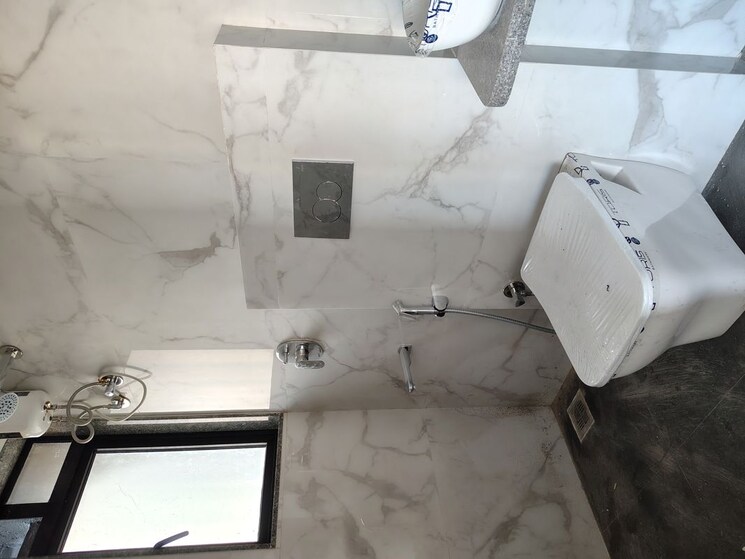 Bathroom, prem-sagar-chs-santacruz-west 3 Bedroom 1040 Sq.Ft. Apartment In Santacruz West Mumbai 9748078
