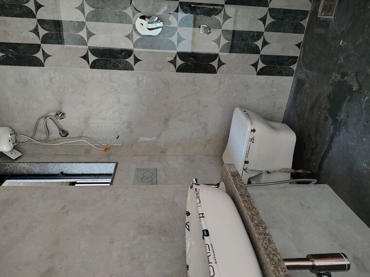 Bathroom, prem-sagar-chs-santacruz-west 3 Bedroom 1040 Sq.Ft. Apartment In Santacruz West Mumbai 9748078