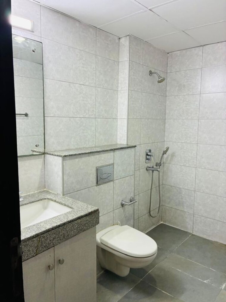 Bathroom, tata-primanti-phase-2 3 Bedroom 2550 Sq.Ft. Apartment In Sector 72 Gurgaon 9748084