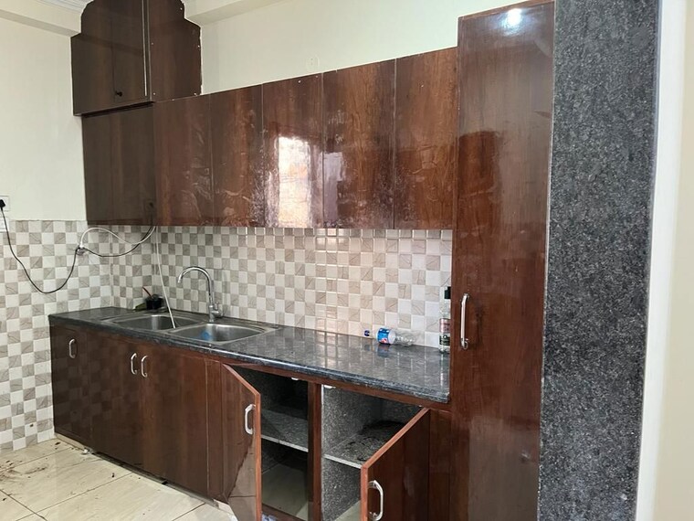 Kitchen, ardee-city 3 Bedroom 1830 Sq.Ft. Apartment In Sector 52 Gurgaon 9748085