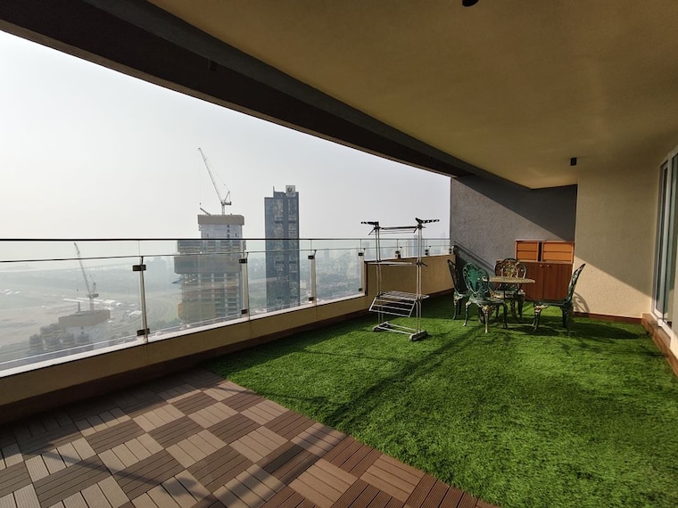 Balcony, lokhandwala-minerva-mahalaxmi 3.5 Bedroom 1550 Sq.Ft. Apartment In Mahalaxmi Mumbai 9748091