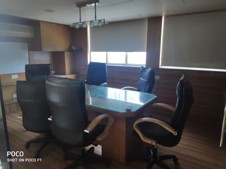 Team Area, mulund west Commercial Office Space 900 Sq.Ft. In Mulund West Mumbai 9748108