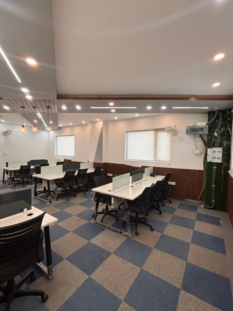 Team Area, sector 74 Commercial Office Space 2200 Sq.Ft. In Sector 74 Mohali 9748131