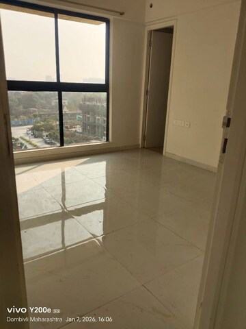 Room in 1.5 BHK Apartment at Runwal Gardens, Dombivli East – for Rent