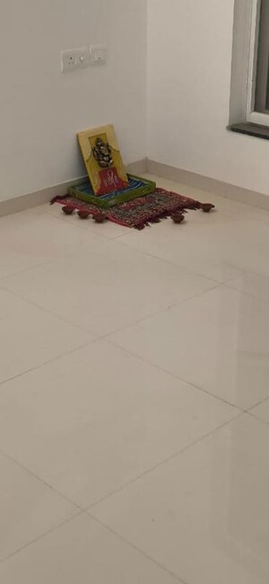 Room in 3 BHK Apartment at Majestique Signature Towers, Balewadi – for Rent