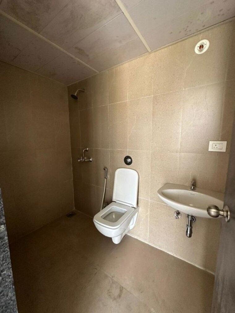 Bathroom, runwal-my-city 2 Bedroom 622 Sq.Ft. Apartment In Dombivli East Thane 9748235