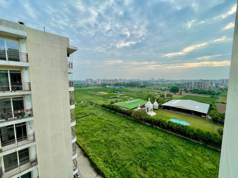 Swimming Pool, barnala-green-lotus-avenue 4 Bedroom 1950 Sq.Ft. Apartment In Ambala Highway Zirakpur 9748149