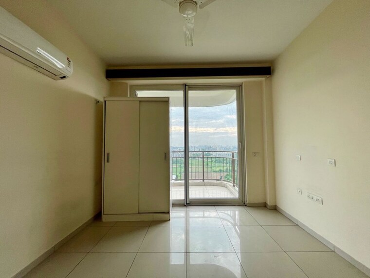 Room, barnala-green-lotus-avenue 4 Bedroom 1950 Sq.Ft. Apartment In Ambala Highway Zirakpur 9748149