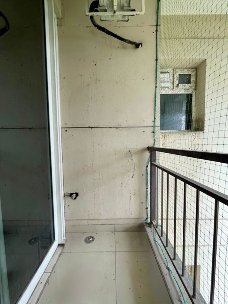 Bathroom, barnala-green-lotus-avenue 4 Bedroom 1950 Sq.Ft. Apartment In Ambala Highway Zirakpur 9748149