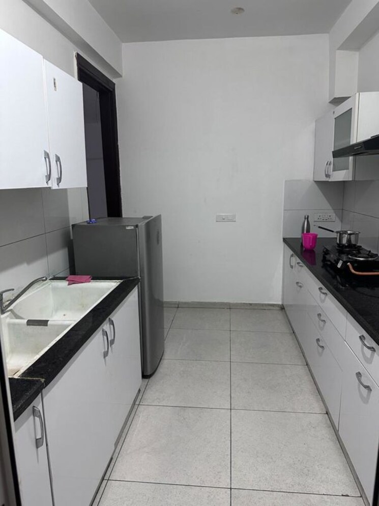 Kitchen, aura-homes 3 Bedroom 1625 Sq.Ft. Apartment In Patiala Road Zirakpur 9748272