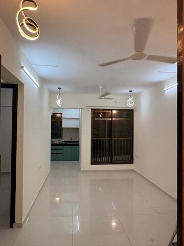 2 BHK Apartment For Rent in Chandak Stella, Goregaon West