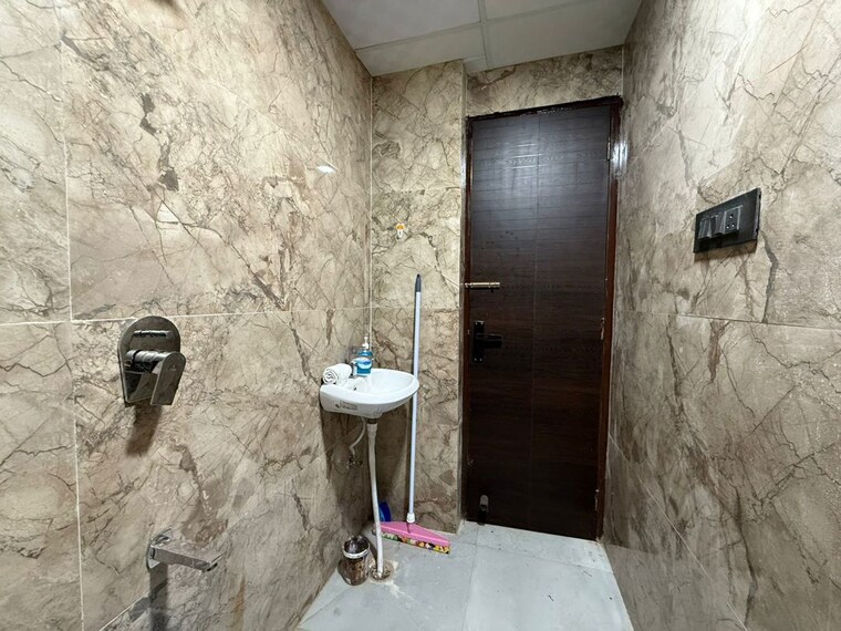 Bathroom, vaishali nagar 4 Bedroom 1950 Sq.Ft. Apartment In Vaishali Nagar Jaipur 9748337