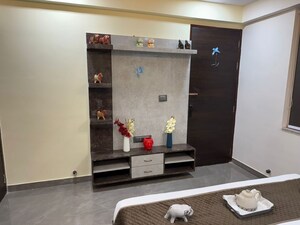 Furnished Amenities in 4 BHK Apartment at Vaishali Nagar – for Sale