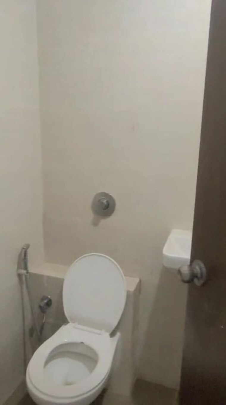 Bathroom, trishabh-greens 1 Bedroom 546 Sq.Ft. Apartment In Chembur Mumbai 9748339