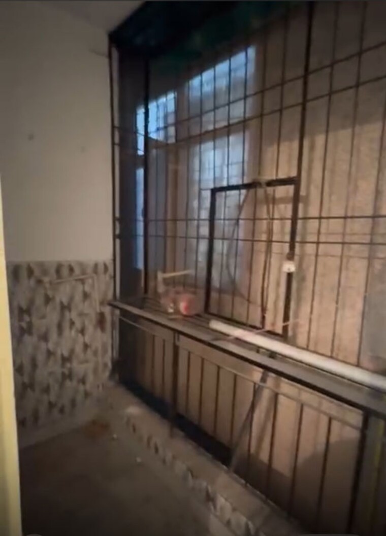 Balcony, zakir nagar 3 Bedroom 750 Sq.Ft. Builder Floor In Zakir Nagar Delhi 9705756