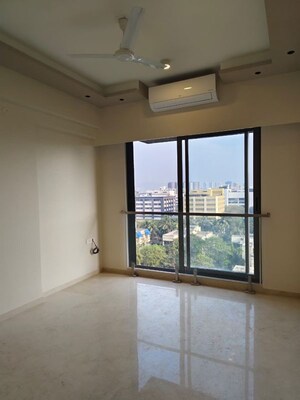 Room in 3 BHK Apartment at Adani Ten BKC, Bandra East – for Rent