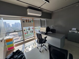  Office Space For Rent in Shilp Corporate Park, Bodakdev