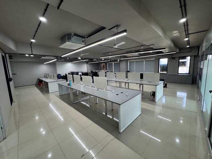 Team Area, shilp-corporate-park Commercial Office Space 4207 Sq.Ft. In Bodakdev Ahmedabad 9748504