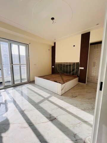 Room in 1 BHK Builder Floor at Sector 47 – for Rent