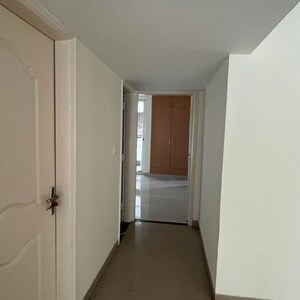 Building Lobby in 3.5 BHK Builder Floor at Ansal API Esencia Wood Winds, Sector 67a – for Rent